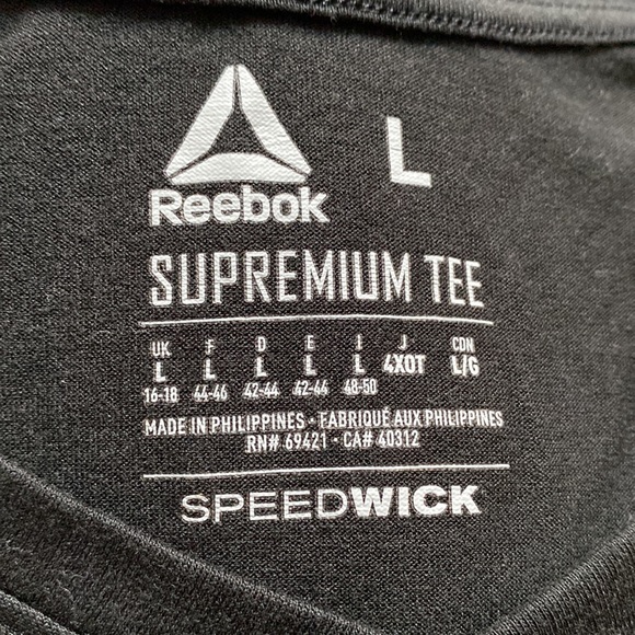 Reebok athletic Tee - Picture 3 of 4
